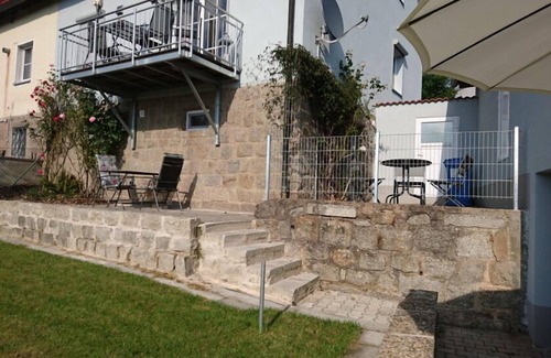 Windischeschenbach Apartamento | Vacation apartment with French balcony and wonderful view