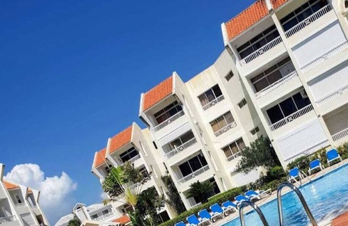 Juan Dolio - El Pueblo Apartamento | Vacation Apartment 3 min walk from the beach!