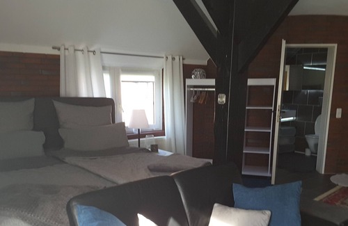Jaderaltendeich Apartamento | Vrbo Property