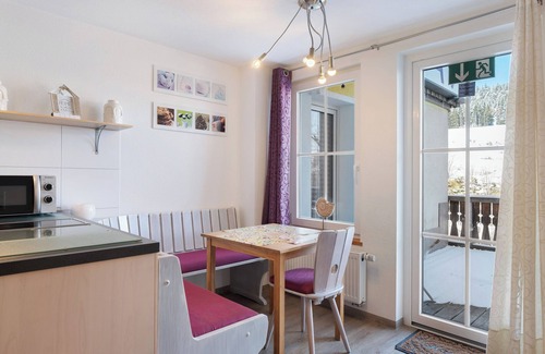 Sankt Georgen im Schwarzwald Apartamento | Piso de vacaciones 3 - 9 personas' 2 baños, balcón y Wi-Fi