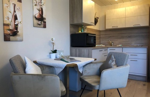 Abersee Apartamento | Vacation apartment 4 with 1 bedroom - Gästehaus Kloibergütl