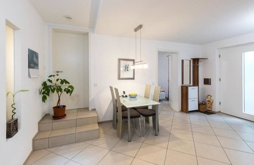 Ueberlingen Apartamento | Vacation apartment/apartment for 6 guests with 85m² in Überlingen (166012)