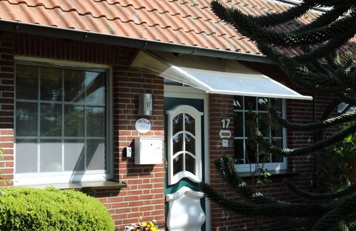 Hage Apartamento | Vacation apartment/apartment for 2 guests with 45m² in Hage (170148)