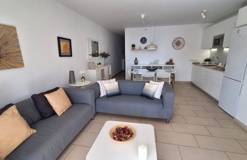 Poris de Abona Apartamento | Apartamento de vacaciones Arenas del Porís con vistas al mar y piscina compartida