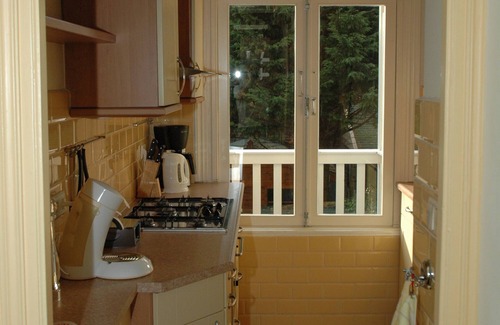 Scheveningen Badplaats Condominio | Vacation apartment centre Scheveningen 100 meters from the beach/sea with garage