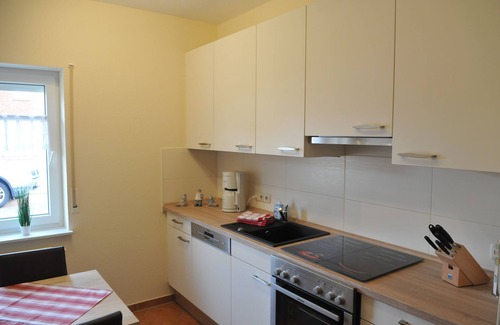 Norddeich Apartamento | Apartamento en planta baja cerca de la playa con wifi y silla de playa