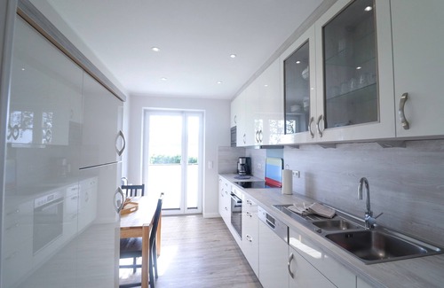 Kabelhorst Apartamento | Vacation apartment/apartment for 6 guests with 120m² in Schwienkuhl (153764)