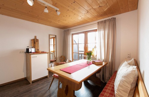 Wackersberg Apartamento | Vacation apartment/apartment for 4 guests with 65m² in Wackersberg (169498)