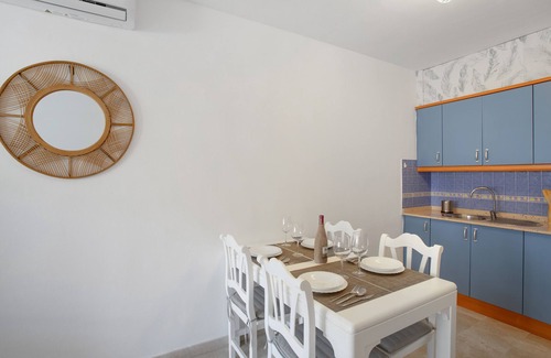Lomo Quiebre Apartamento | Apartamento de vacaciones 'Mangueros Suite 18 Puerto de Mogán' con vistas a la montaña y piscina