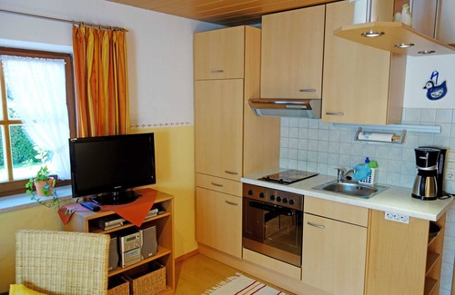 Inzell Apartamento | Apartamento Falkenstein con vista a la montaña y terraza - DEB 031 Apartamentos con vista a la montaña en