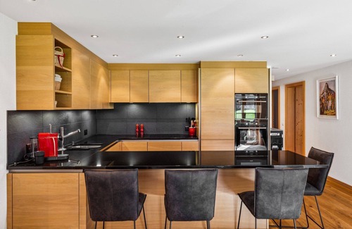 Gsteig Apartamento | Vacation apartment in Gsteig (near Gstaad), mid-December 2025 to mid-March 2026!