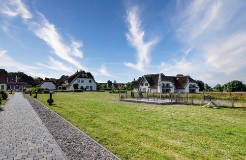 Putbus Apartamento | Vacation apartment in the Wreecher Idyll on Lake Wreechen