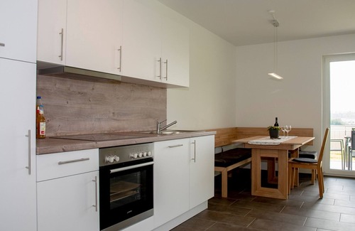 Laichingen Apartamento | Vacation apartment Sonnenblume, 57 sqm, 2 bedrooms, south balcony, max. 4 persons