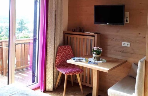 Steinbach am Attersee Apartamento | Vacation apartment Wiese - House Bader