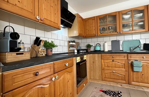 Oberkirn Apartamento | Vacation apartment with pool in the countryside, great hiking trails and ski area nearby.