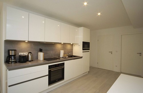 Gross Zicker Apartamento | Vacation apartment with balcony, free use AHOI Sellin- Inselwind FeWo MEERsonne -