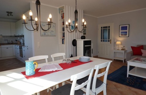 Alkersum Apartamento | Vacation at Hüs Dikstian in Alkersum