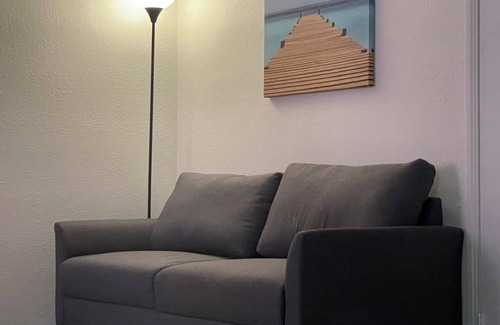 Hardy Condominio | Vacation Condo #2 2BR with full kitchen, walk to river and shops, pets welcome