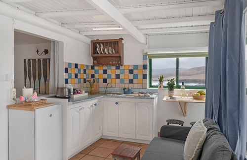 Caleta de Caballo Apartamento | Vacaciones 'Dangminzheng Atic' con vistas a la montaña y Wi-Fi