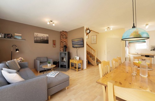 Vadersdorf Casa | Vacation apartment Vadersdorf VIc with terrace on Fehmarn
