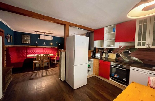 Reinhardtsdorf-Schoena Casa | Casa de vacaciones con 12 camas en zona tranquila del bosque