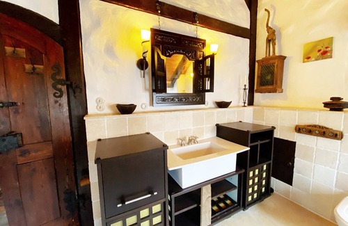 Leppersdorf Otro | Vacation home Namibia-Lodge in the manor near Radeberg