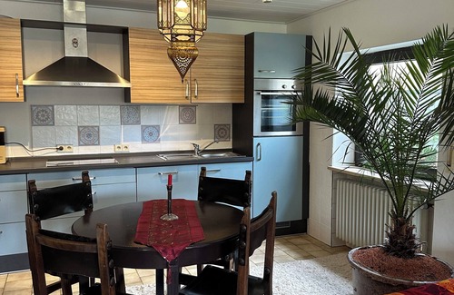 Pleinfeld Apartamento | Vacation dream at Brombachsee- 5 stylish rooms with huge garden