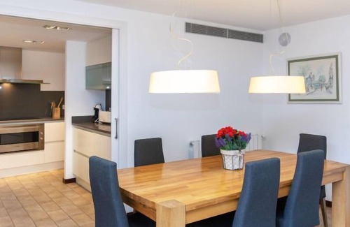 Fonteta Casa | Vacation home Fonteta in La Bisbal D'Emporda - 12 persons, 7 bedrooms