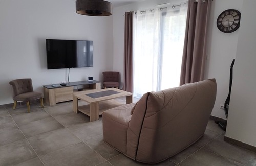 Vouneuil-sous-Biard Casa | Vacation home in Poitiers, near FUTUROSCOPE