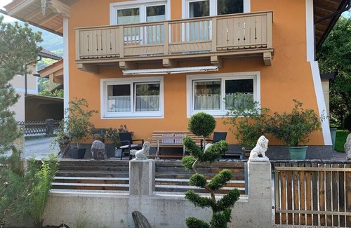 Muhlbach im Pinzgau Apartamento | Casa de vacaciones / 4 o m��s Schlafr./ Ducha, aseo - Brandner Robert, apartamentos y casa de campo