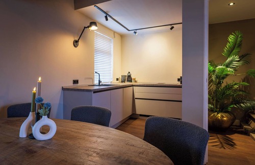 Nuth Otro | Vacation home * Atmospheric * Luxury * - 3 spacious bedrooms, each with private bathroom