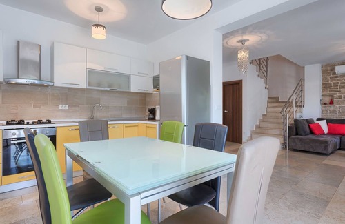 Belavici Casa | Casa de vacaciones Bella by Interhome