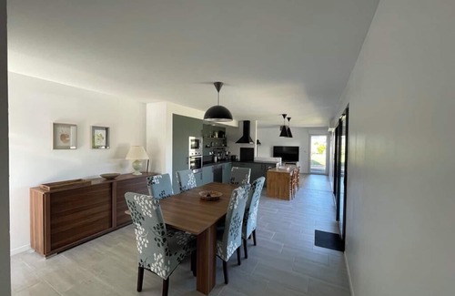 Coetmieux Casa | Vacation home between land and sea