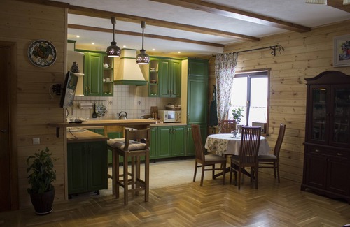 Kolodishci Casa | Casa de vacaciones junto a la chimenea con sauna