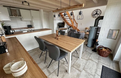 Nordhorn Casa | Vacation home by the lake with fireplace, sauna and whirlpool