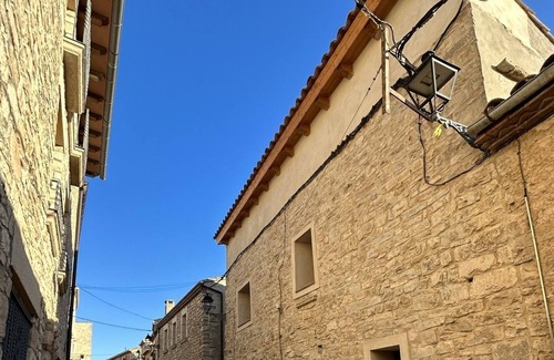 Llorac Casa | Vacation Home "Cal Bertran" with Private Pool, Shared Terrace & Wi-Fi