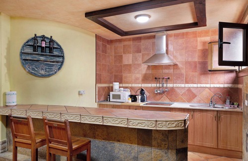 Yaiza Casa | Casa de vacaciones "Casa Barriguita" con vistas a la montaña, piscina privada y Wi-Fi