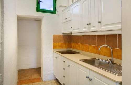Ingenio Casa | Casa Rural Aguatona con vistas a la montaña, piscina, jardín, aire acondicionado y Wi-Fi