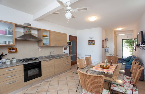 Sas Linnas Siccas Casa | Casa sulla Spiaggia 1 con vistas al mar, terrazas y jardín