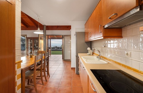 Juan Fernandez Casa | Casa de vacaciones 'Casa Tagoro, Facing The Ocean' con vistas al mar, terraza privada y Wi-Fi