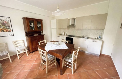 Asti Casa | Casa de vacaciones 'Cascina Solaro' con piscina compartida, jardín y Wi-Fi