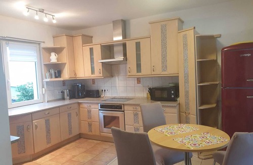 Langscheid Casa | Vacation home with panoramic view of the Sorpesee - lake is only 50 meters away
