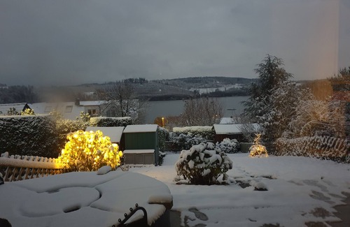 Langscheid Casa | Vacation home with panoramic view of the Sorpesee - lake is only 50 meters away