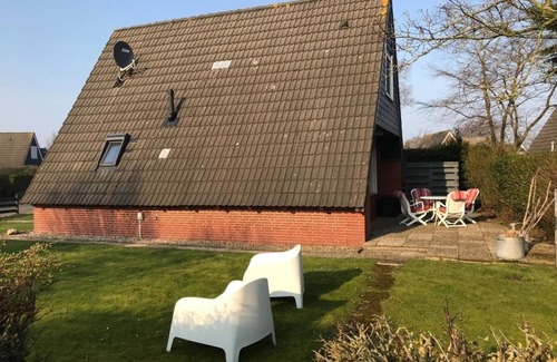 Westeraccumersiel Casa | Vacation home for 4 guests with 70m² in Dornum (295551)