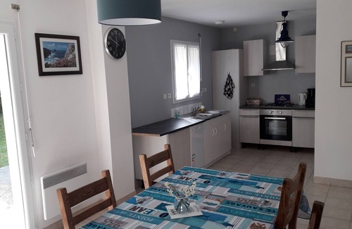 Poulgoazec Casa | Vacation home in Audierne