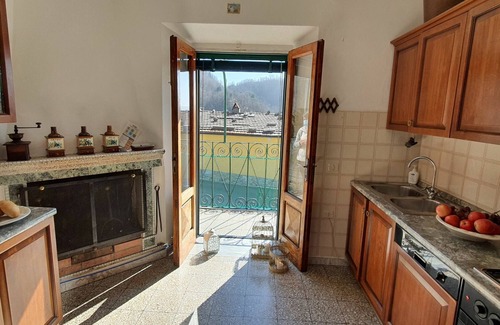 Montefegatesi Casa | Casa de vacaciones en Montefegatesi con 3 habitaciones, capacidad 7