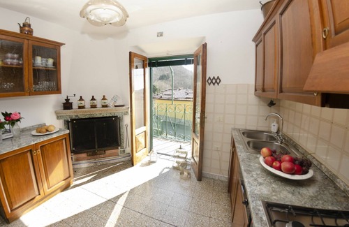 Montefegatesi Casa | Casa de vacaciones en Montefegatesi con 3 habitaciones, capacidad 7
