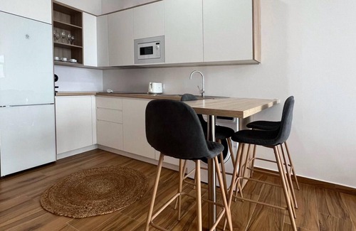 Armenime Apartamento | Casa de vacaciones "Jasmine L7" con vistas al mar y Wi-Fi