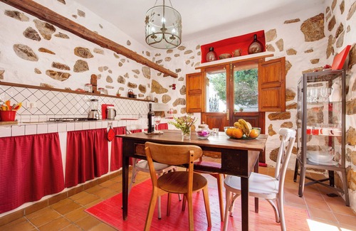 Pájara Casa | Casa de vacaciones 'La Casa de Petrita' con vistas a la montaña, jardín y Wi-Fi