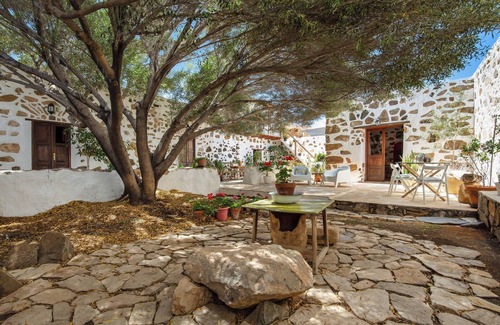 Pájara Casa | Casa de vacaciones 'La Casa de Petrita' con vistas a la montaña, jardín y Wi-Fi